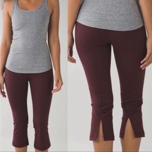 ☾ LULULEMON gather & crow capris